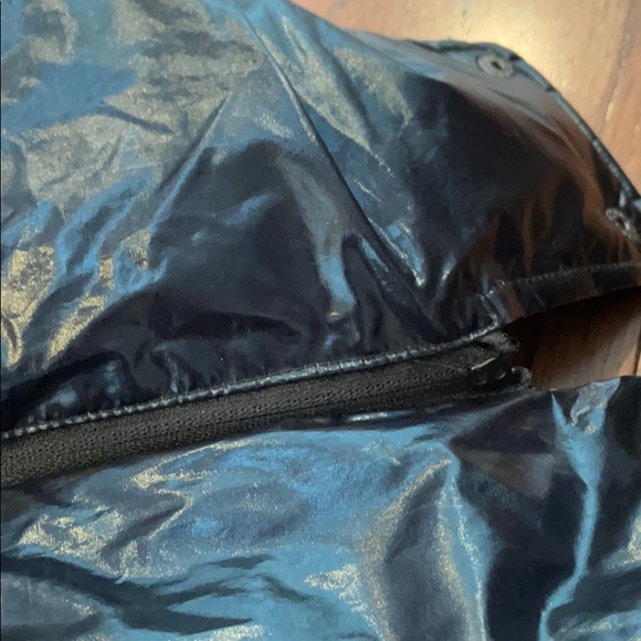 GENERATION LOVE PUFFER - Picture 7 of 9